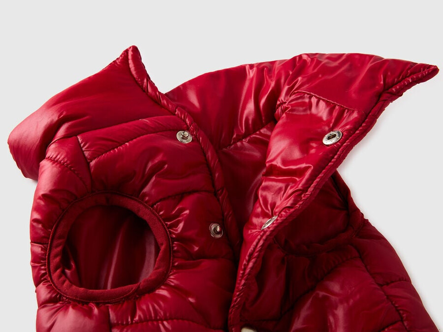 erdbeerrote steppjacke für hunde
