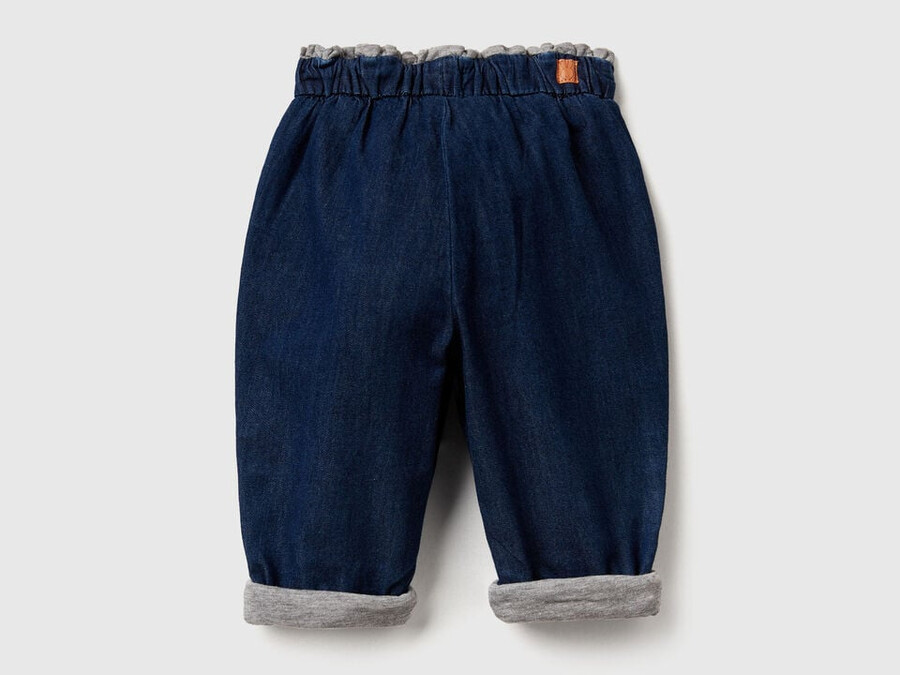 gefütterte hose aus chambray