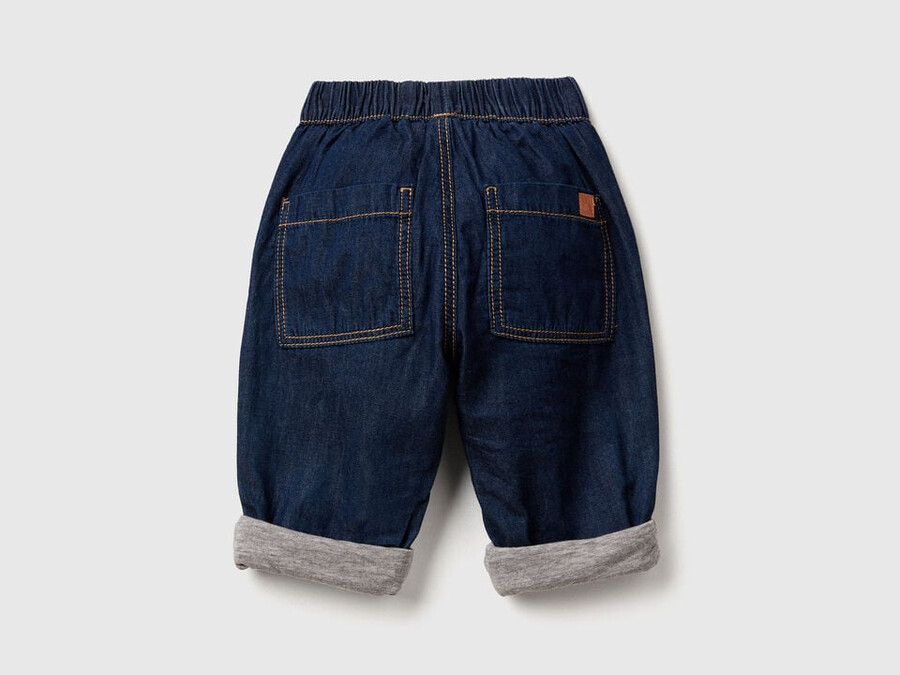 hose aus chambray