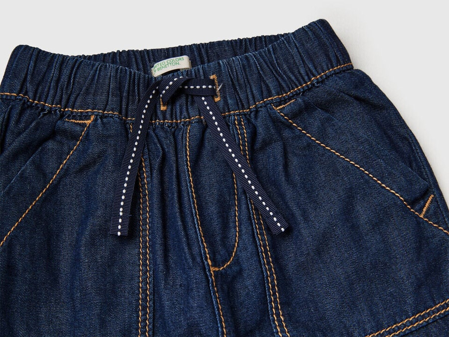 hose aus chambray