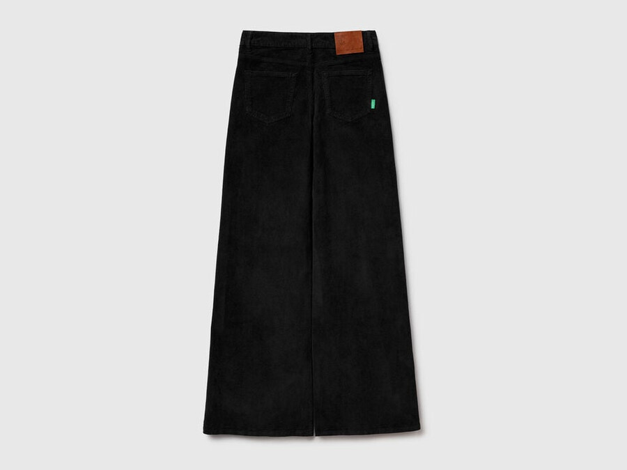 weit geschnittene samthose