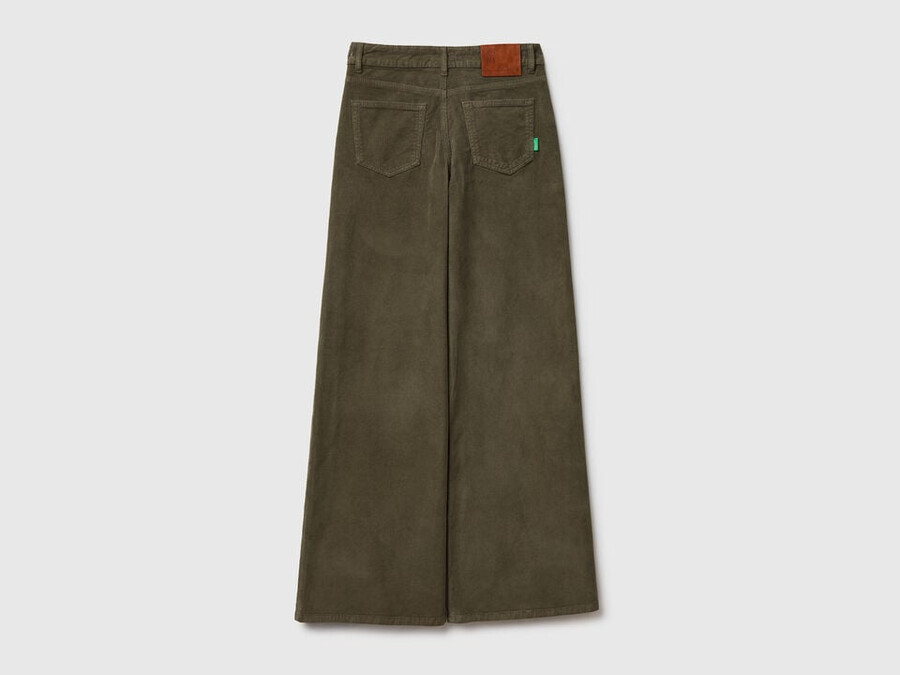 weit geschnittene samthose