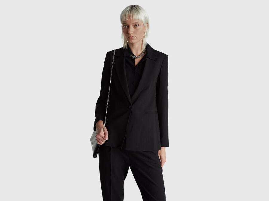 blazer aus stretch-viskose-mischgewebe