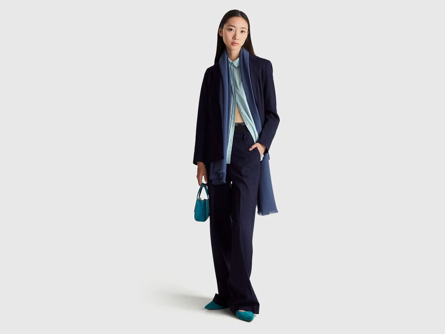 schmal geschnittener blazer