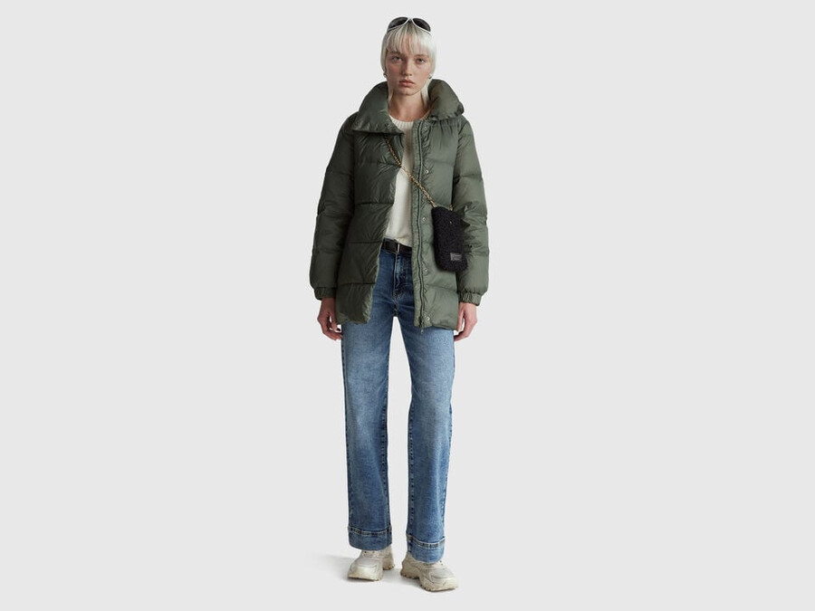 lange steppjacke mit recycelten daunen