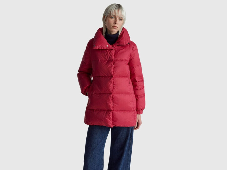 lange steppjacke mit recycelten daunen