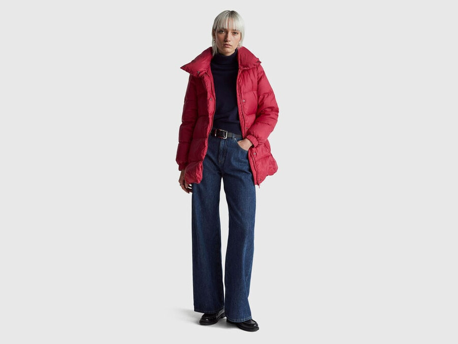 lange steppjacke mit recycelten daunen