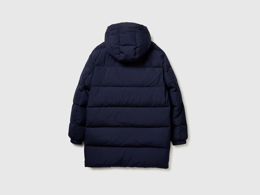 lange steppjacke mit recycelten daunen