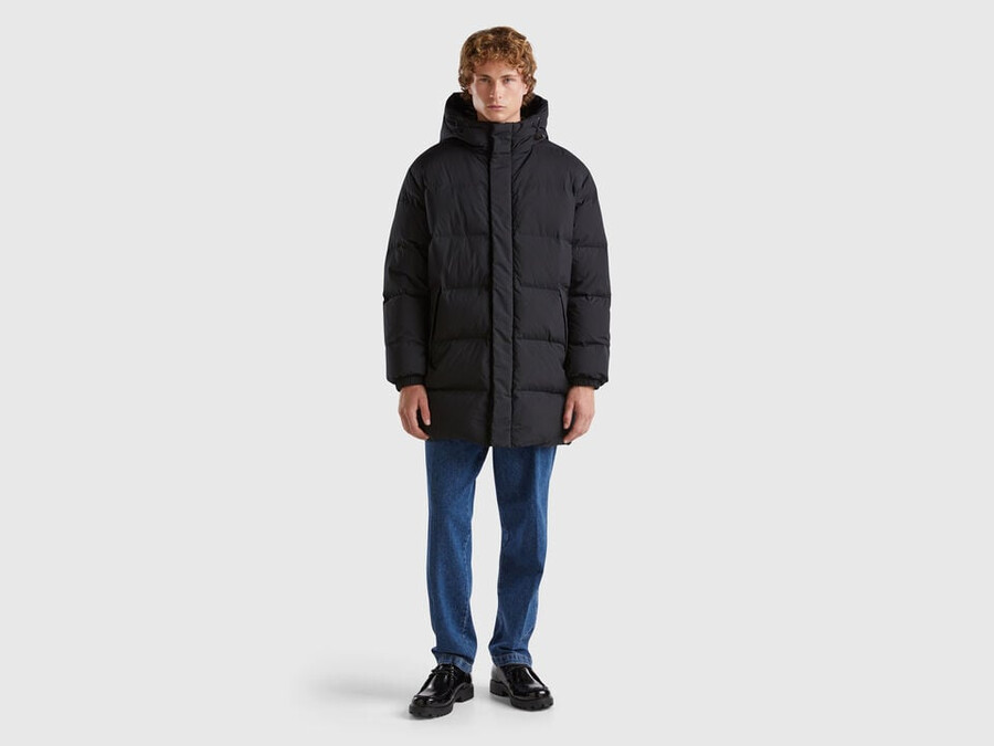 lange steppjacke mit recycelten daunen