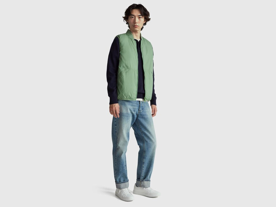 nylonweste mit recycelter wattierung