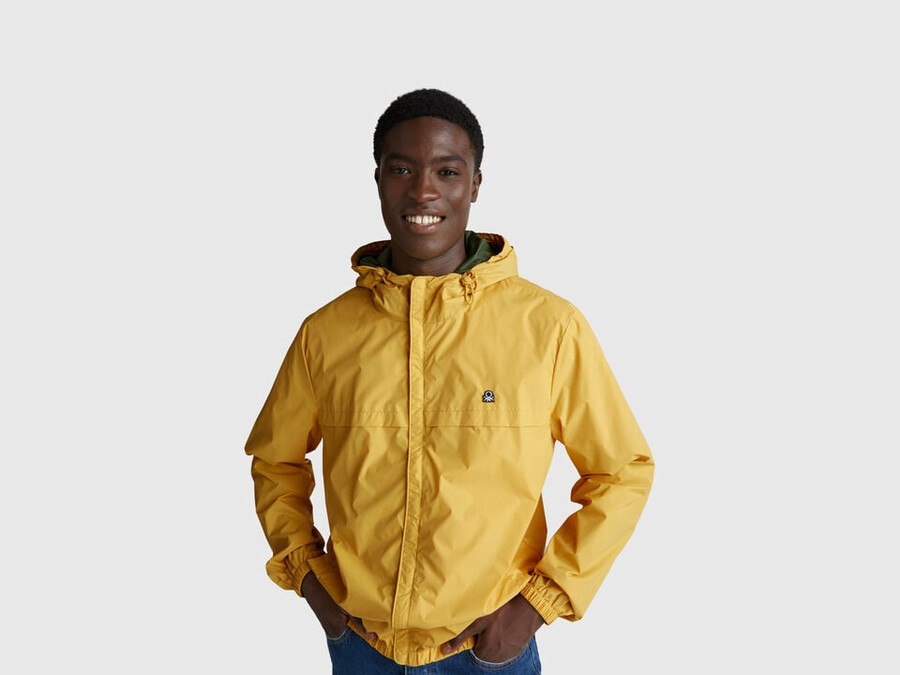 regenjacke mit kapuze