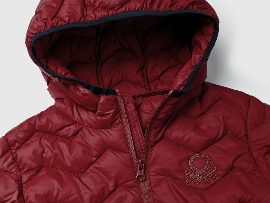 wattierte jacke mit kapuze