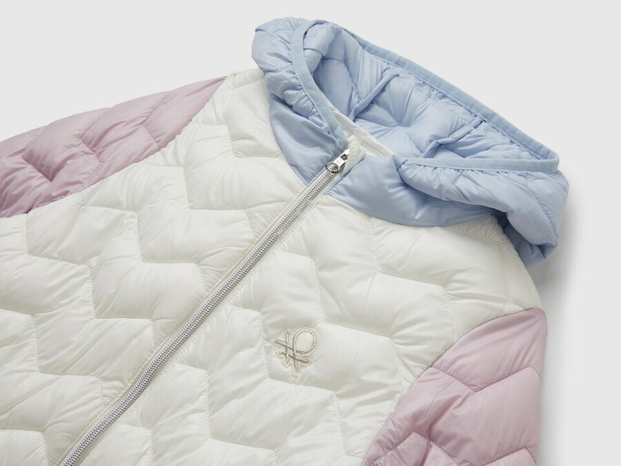 wattierte jacke mit kapuze