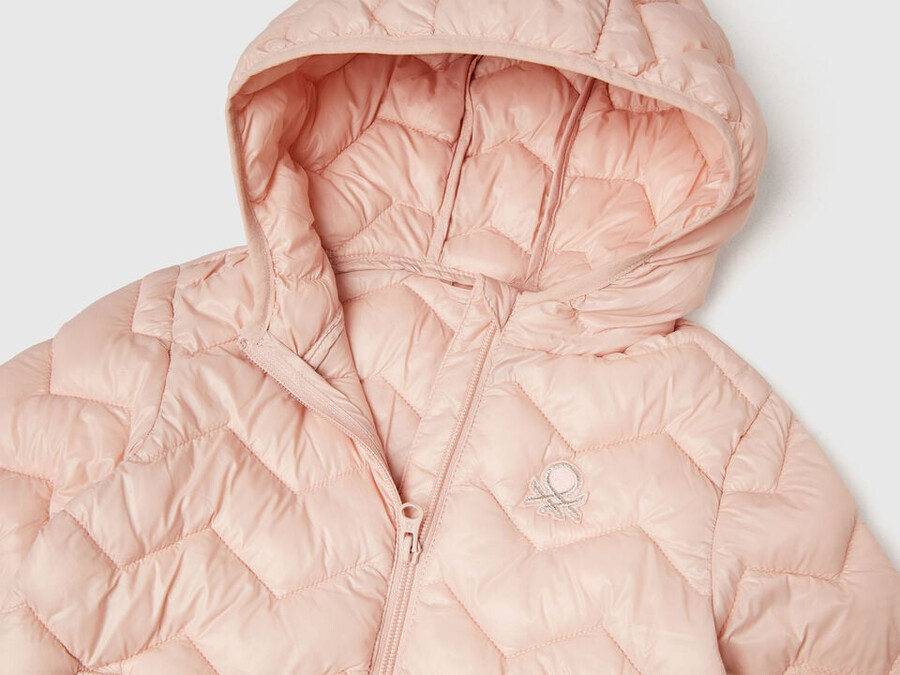 wattierte jacke mit kapuze