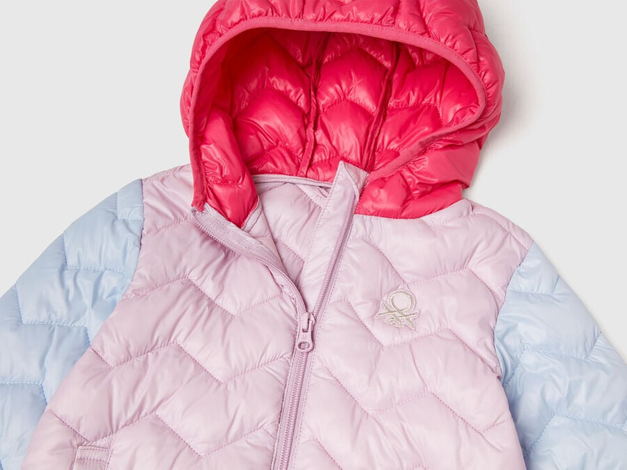 wattierte jacke mit kapuze