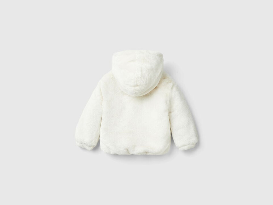 jacke aus kunstpelz