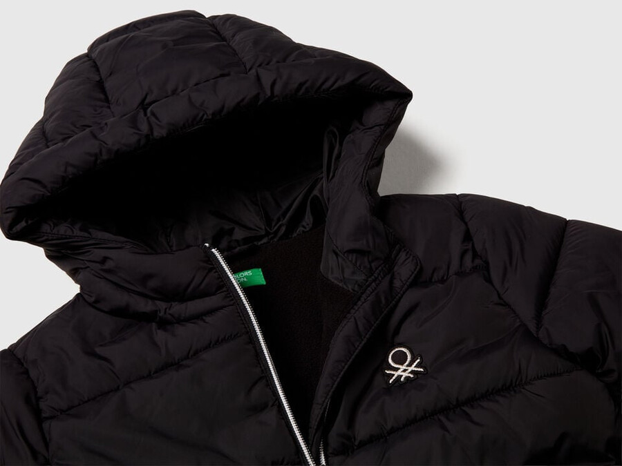 regenschutz-nylonjacke