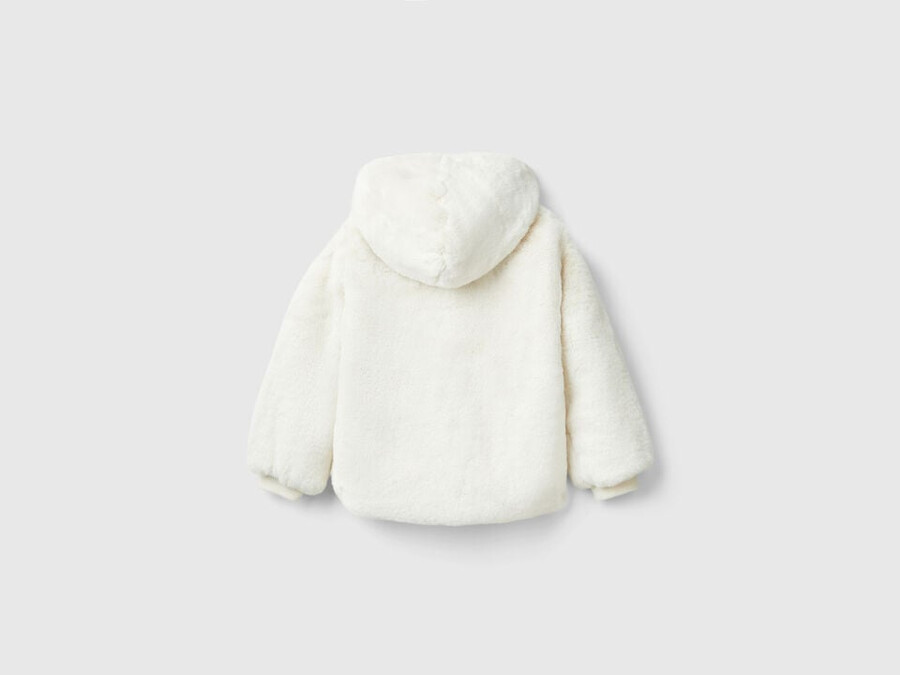 jacke aus kunstpelz