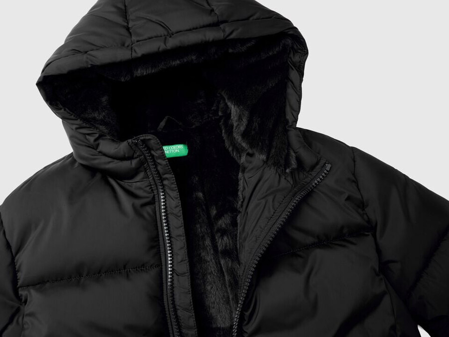 wattierte jacke mit kapuze