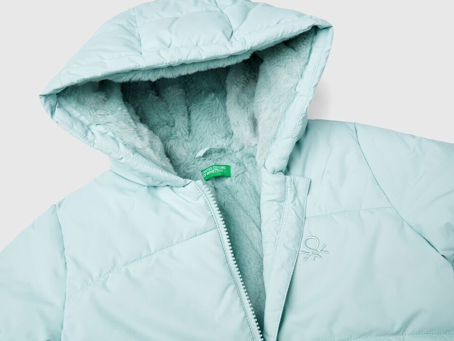 wattierte jacke mit kapuze