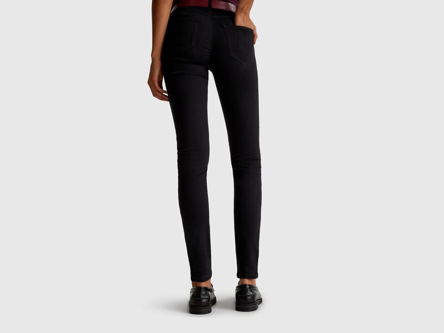 skinny-fit-push-up-jeans