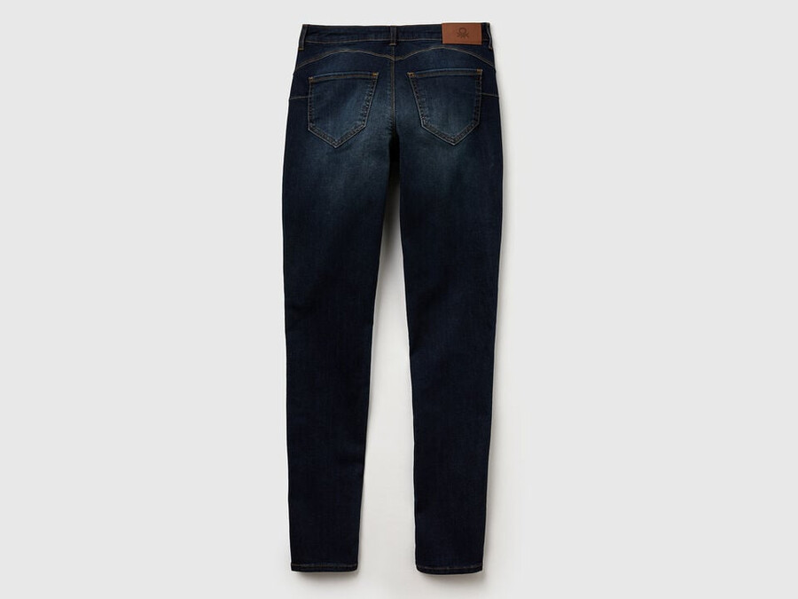 skinny-fit-push-up-jeans