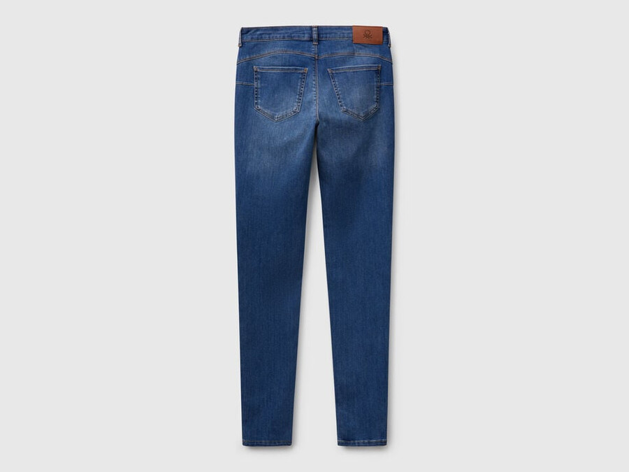 skinny-fit-push-up-jeans
