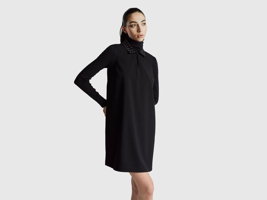 kurzes kleid mit nieten